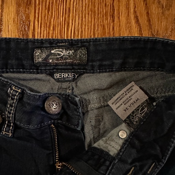 Dark Wash ‘Silver Berkley Jeans’ 26 - Picture 2 of 6